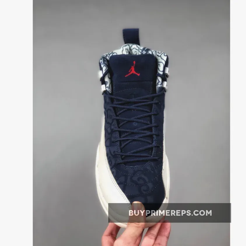 Air Jordan 12 