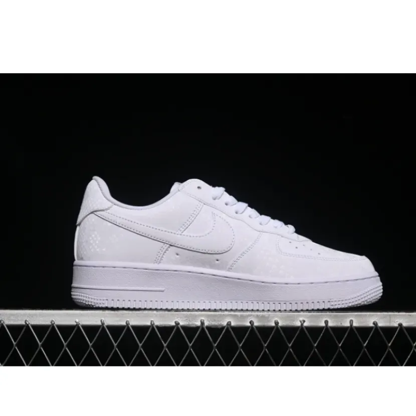 KOBE AIR FORCE 1 07 LOW WHITE