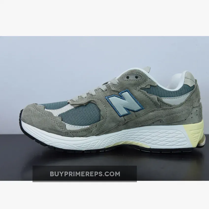 New Balance 2002R Protection Pack Mirage Grey