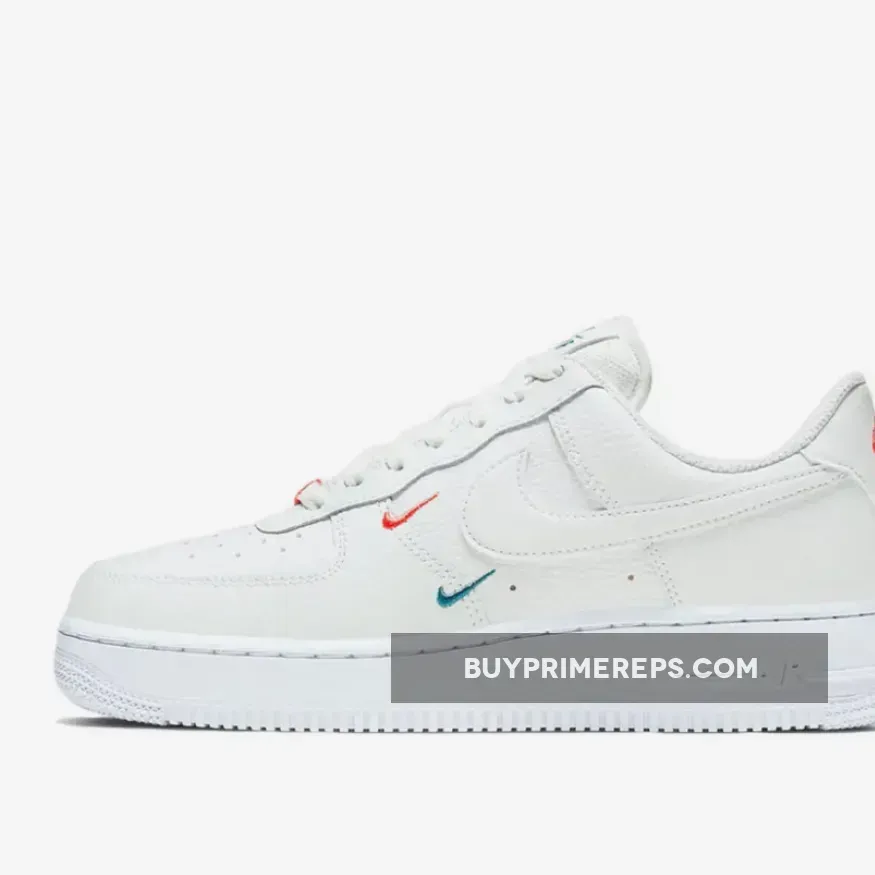 Nike Air Force 1 White/Solar Red