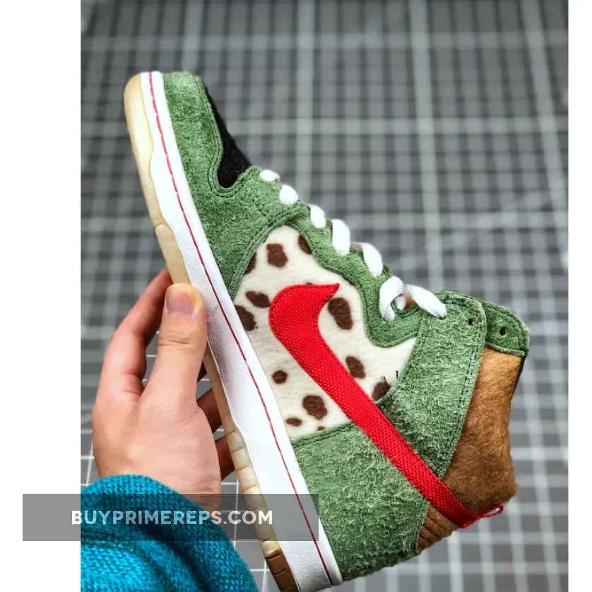 Nike SB Dunk High "Dog Walker" Multicolor Nike SB Dunk High "Dog Walker" Multicolor