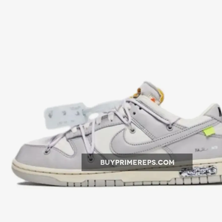 Off-White x Nike Dunk Low 